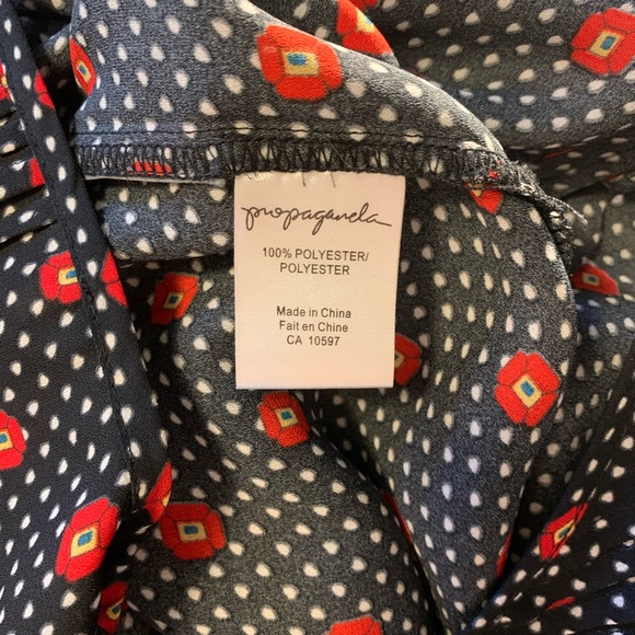 Women’s XS sheer high-low blouse - Picture 6 of 8